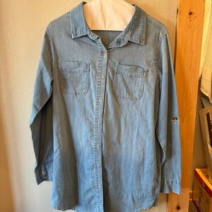 Judy Blue Soft Blue Denim with White Stitching Top Sz Small